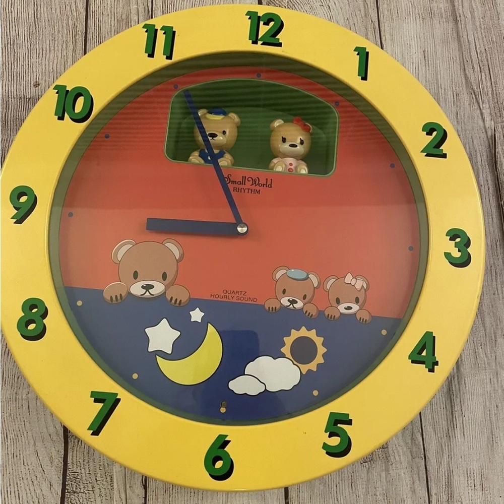 Rhythm Small World Clock Plays Disney Tunes Dancing Bears Big 14.5" RARE